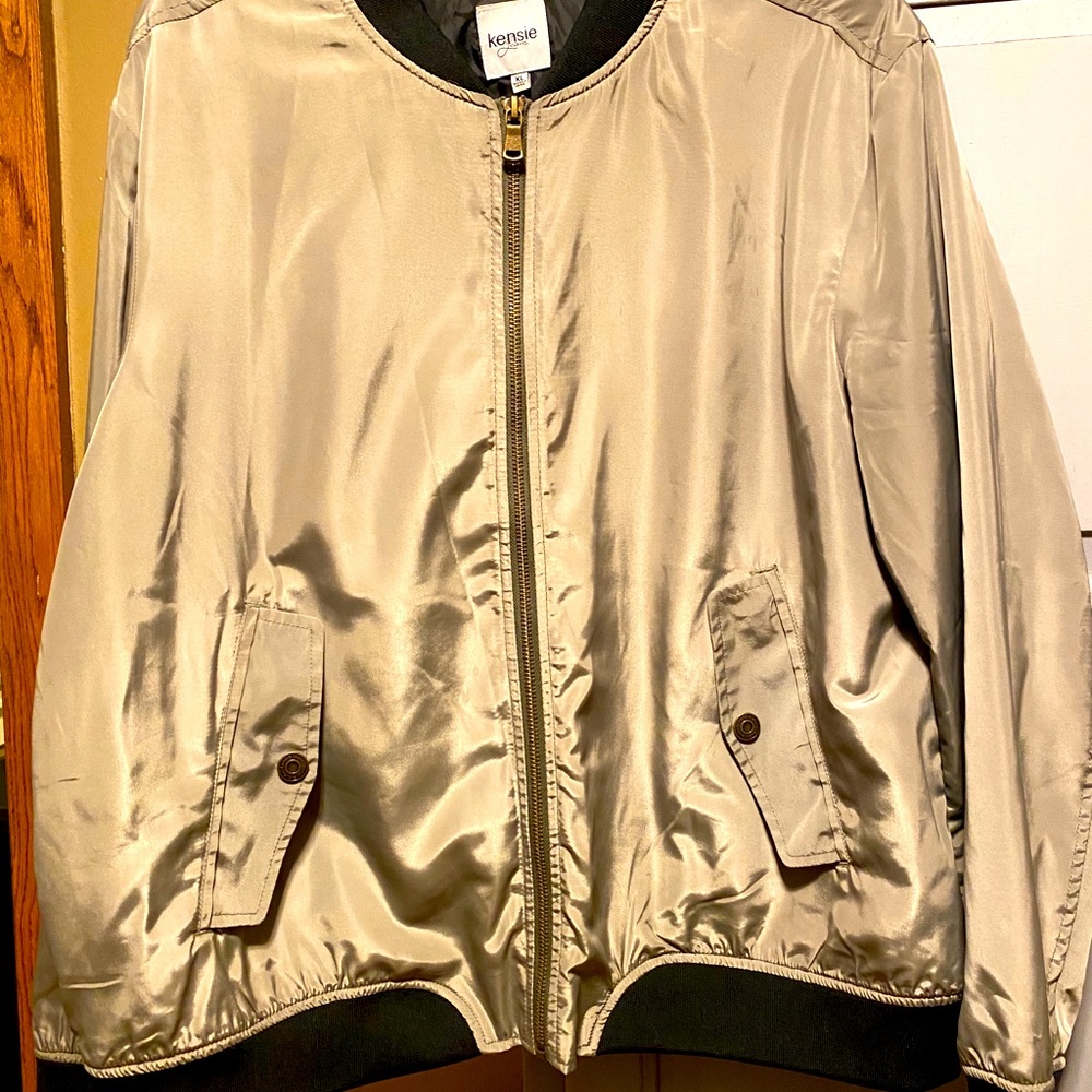 Women’s Bomber Jacket